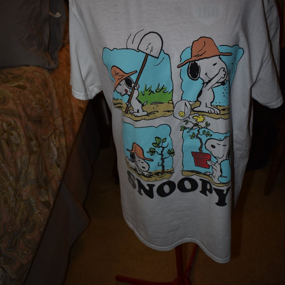 tee shirt